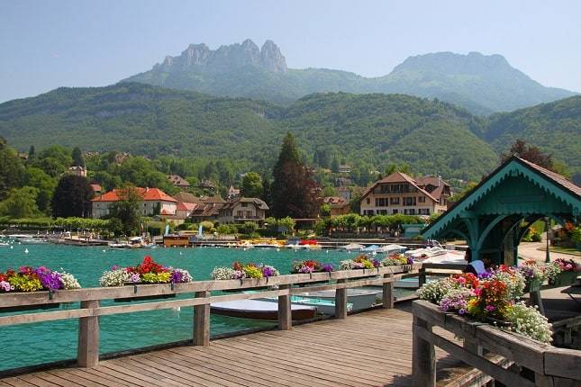 meer-annecy-bezienswaardigheden-waar-vakantie