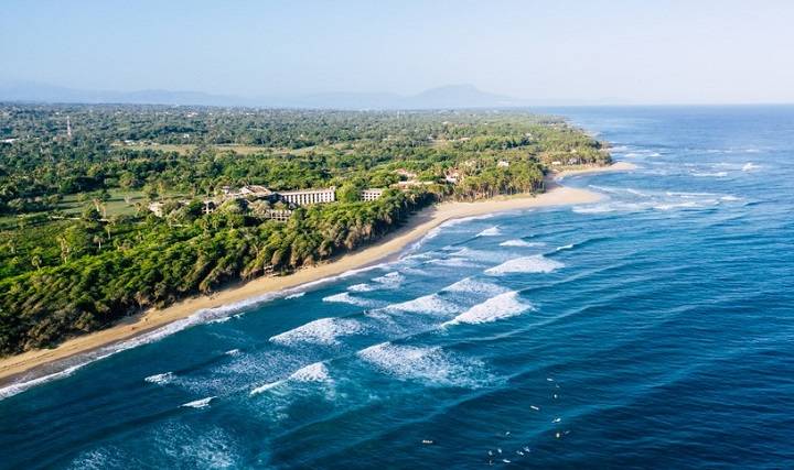 dominicaanse-republiek-mooie-stranden-badplaatsen-vakantie