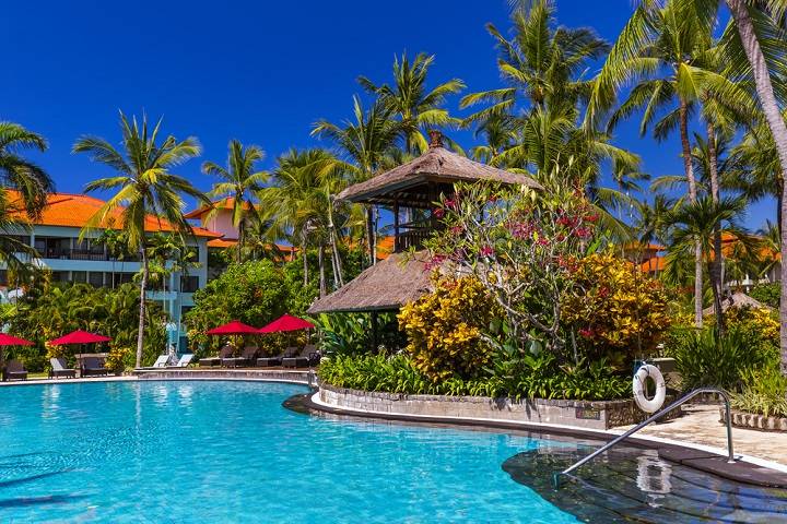 uluwatu-bali-zwembad