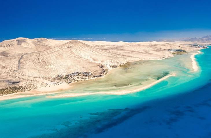 stranden-fuerteventura-zandkleurig