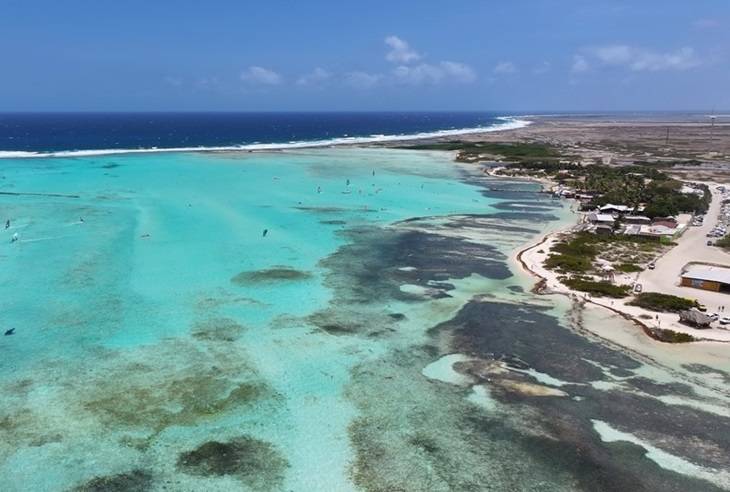 stranden-surfen-bonaire