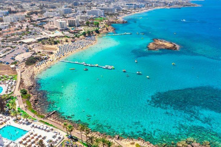 big-tree-baai-protaras-cyprus