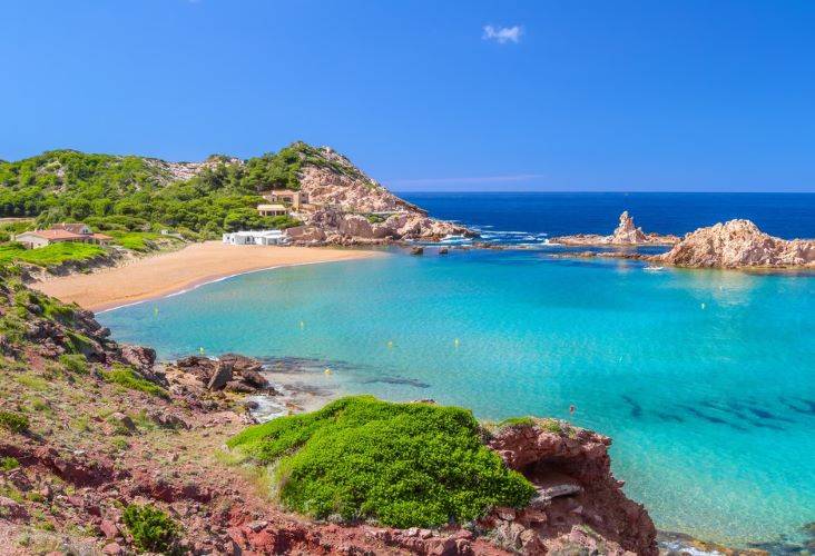 mooiste-strand-menorca-rustig