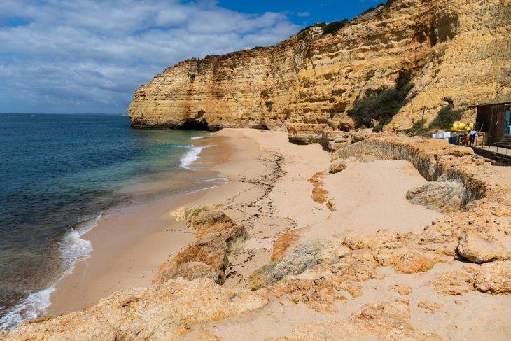 mooie-stranden-cavoeiro